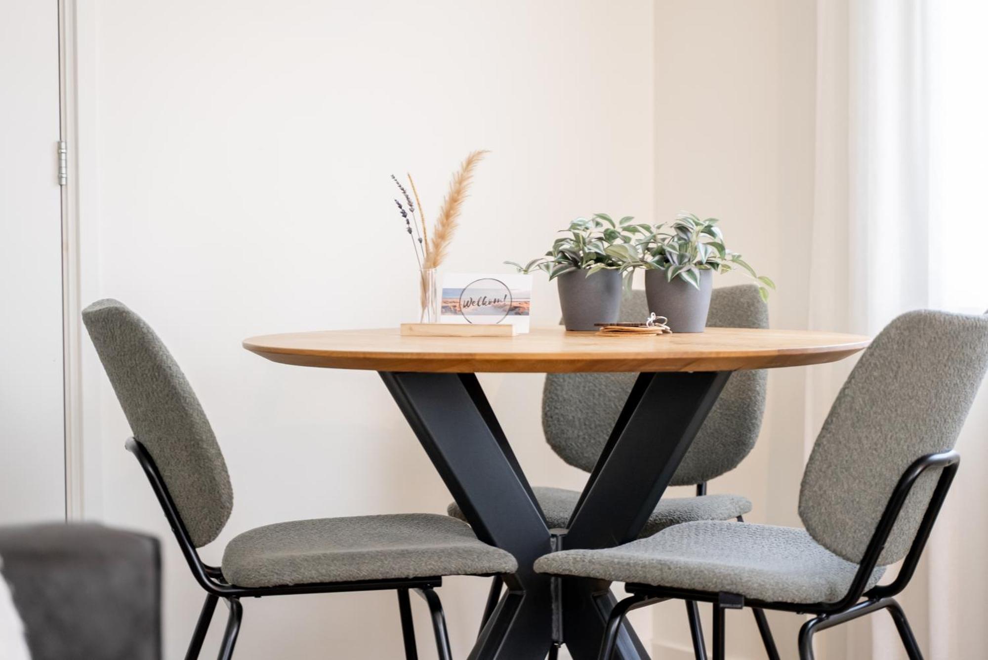 De Vrije Wil Apartment Buren  Bagian luar foto